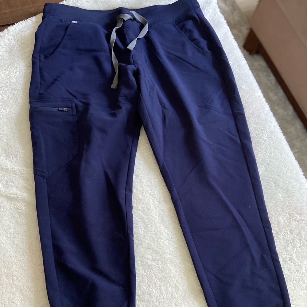 Zamora jogger scrubs
